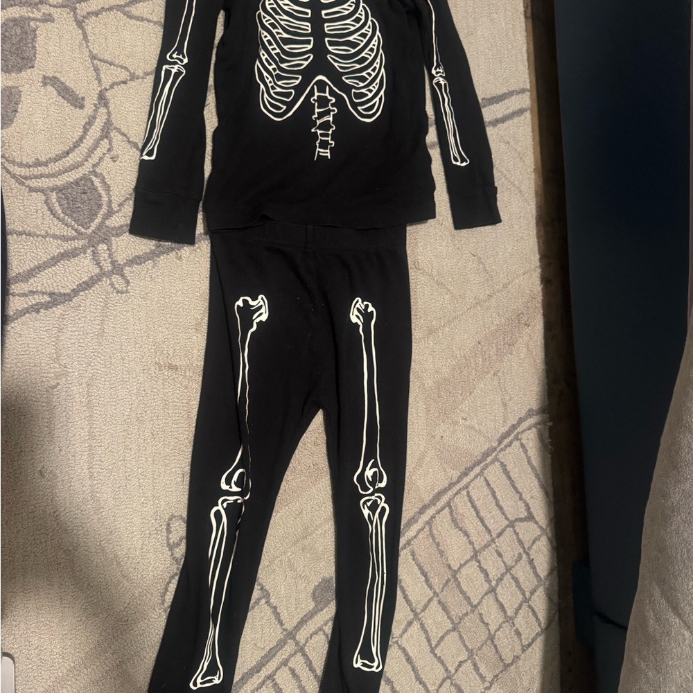 Old Navy 4T Pajamas